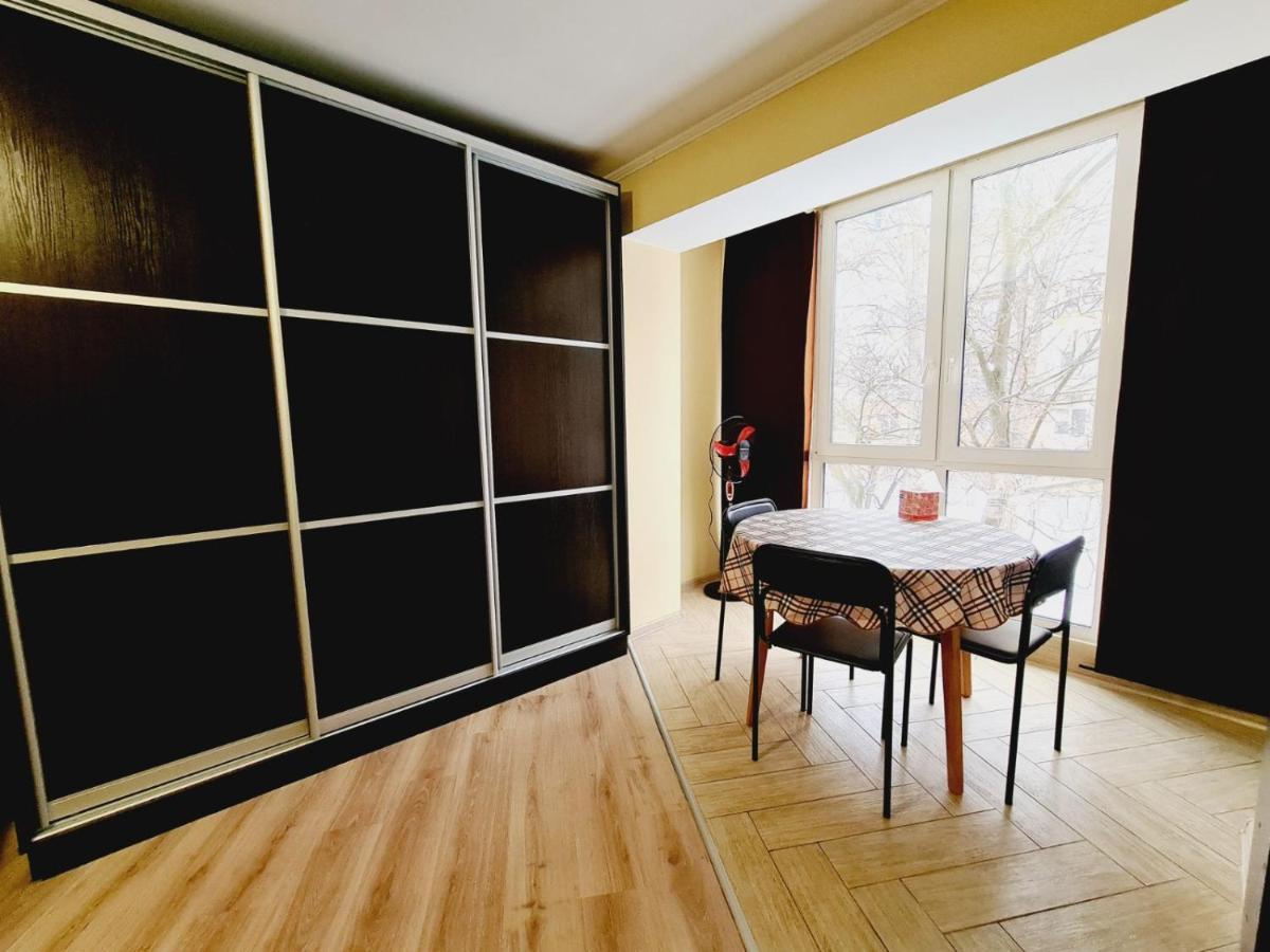 90-Avenue Apartments Tjernivtsi Eksteriør billede
